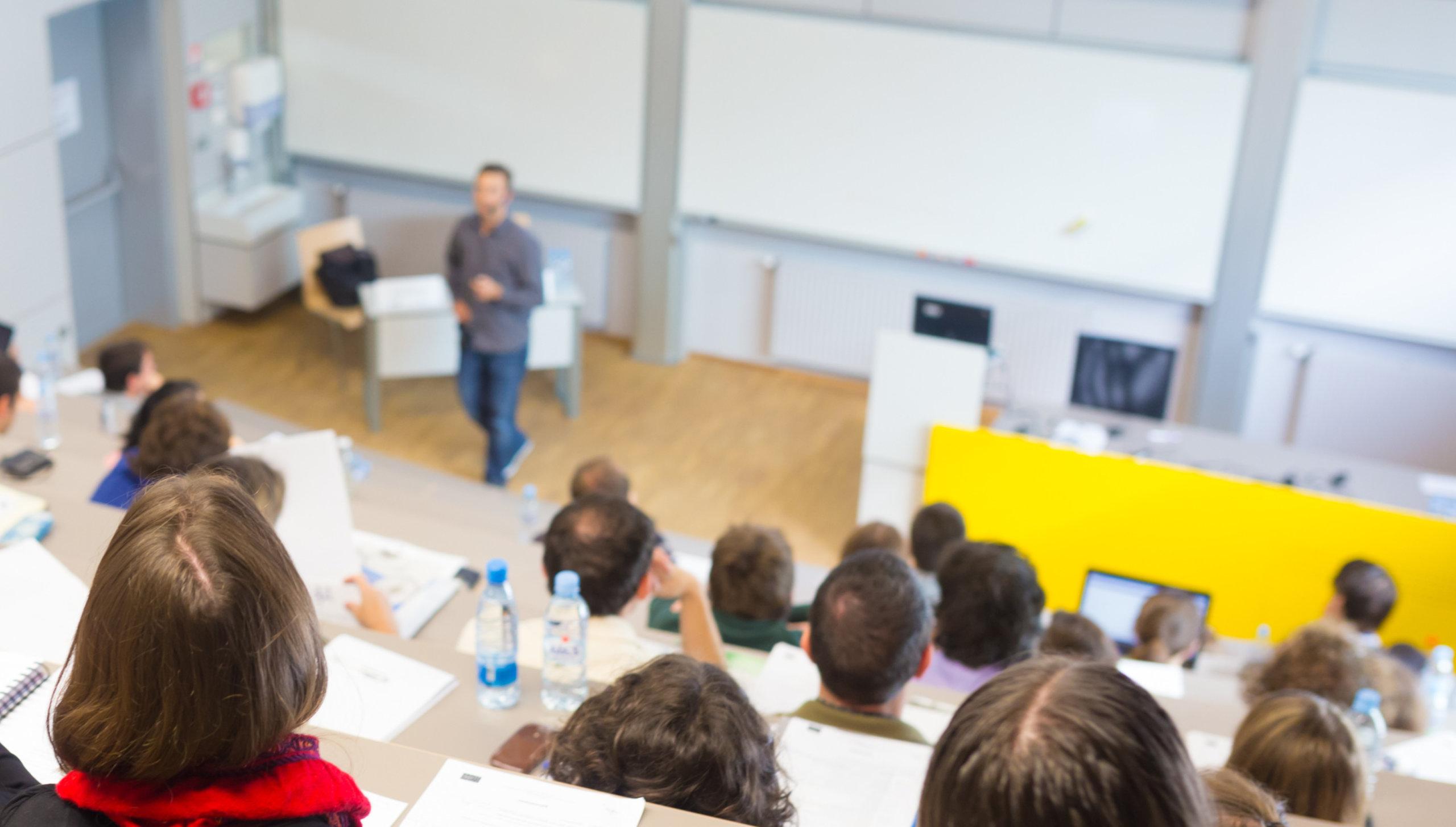 Lecture in Higher Education setting